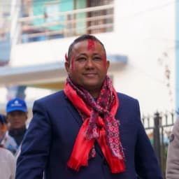 शिशिर खनाल